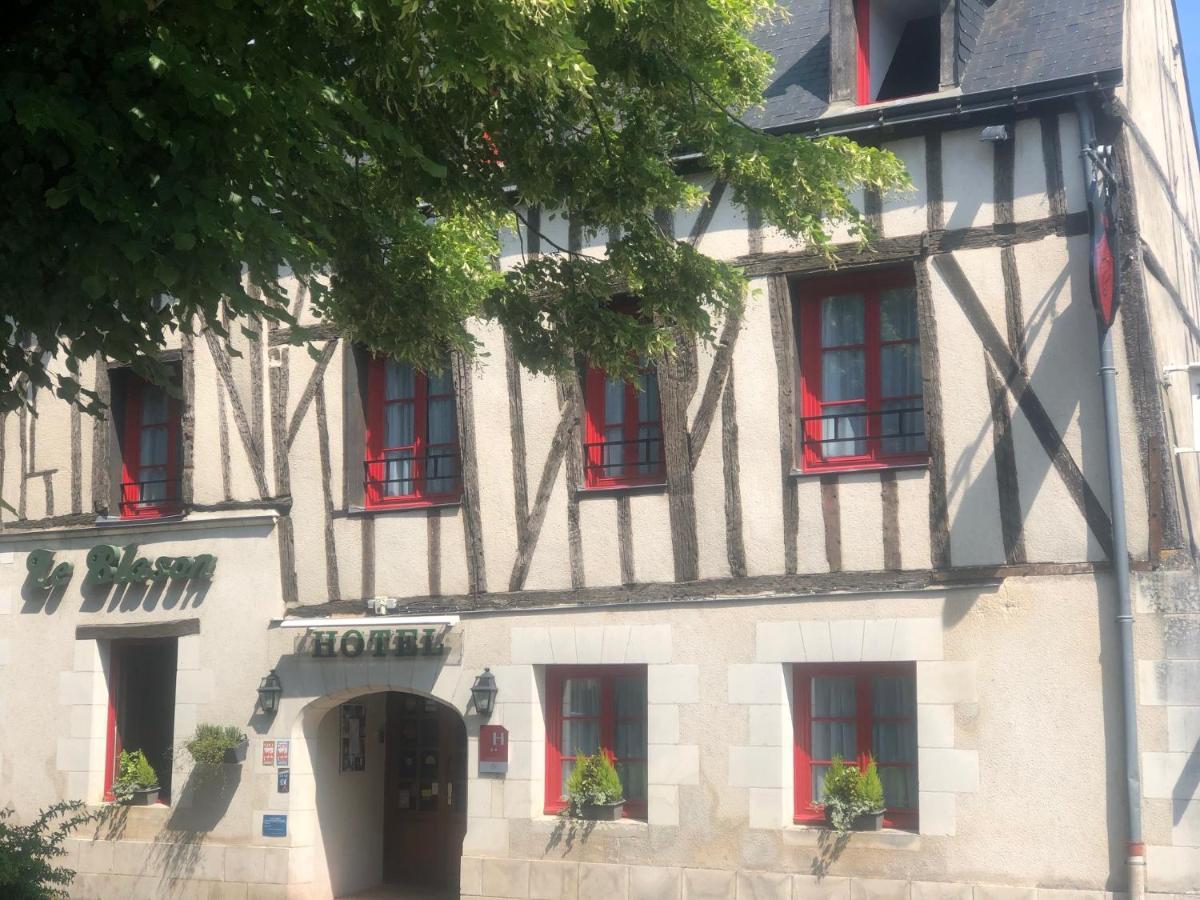 Hotel Le Blason 엉부와스 외부 사진