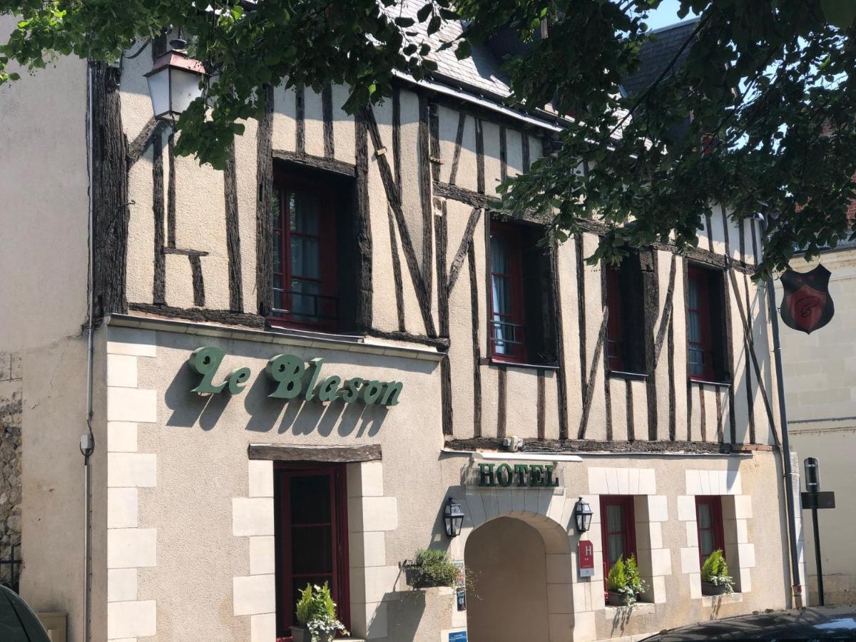 Hotel Le Blason 엉부와스 외부 사진