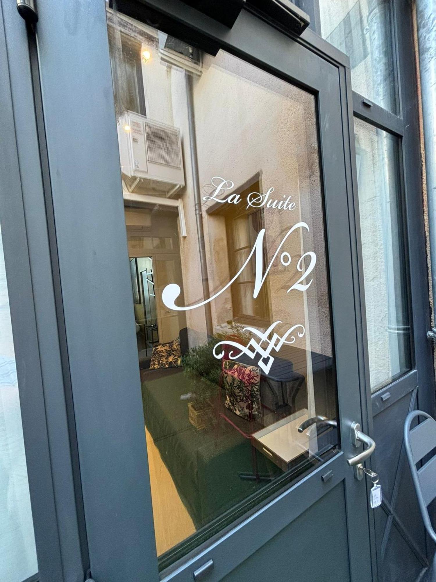 Hotel Le Blason 엉부와스 외부 사진