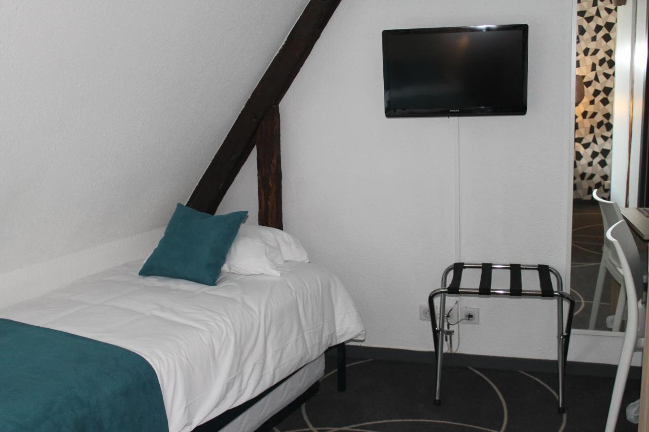 Hotel Le Blason 엉부와스 외부 사진