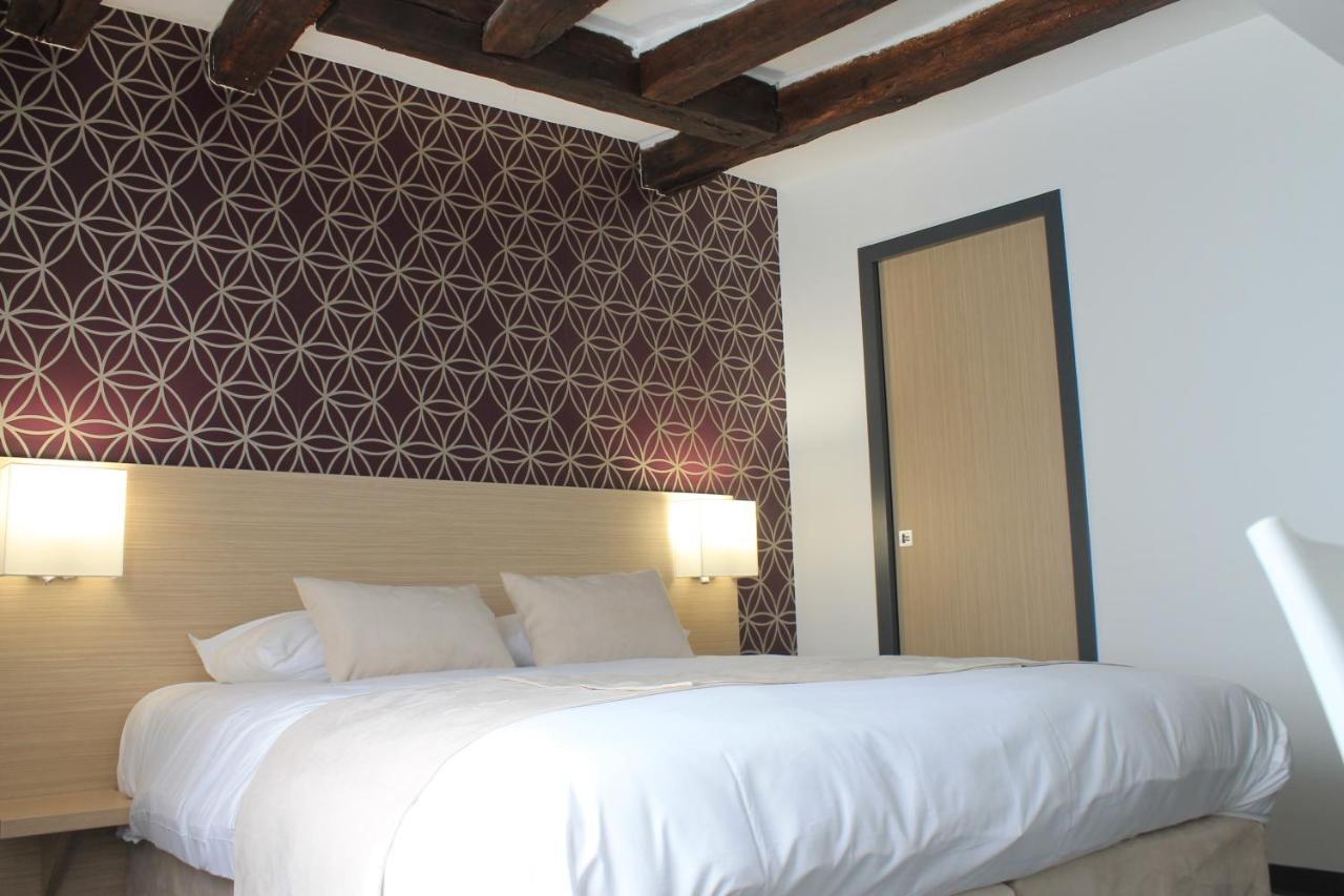 Hotel Le Blason 엉부와스 외부 사진
