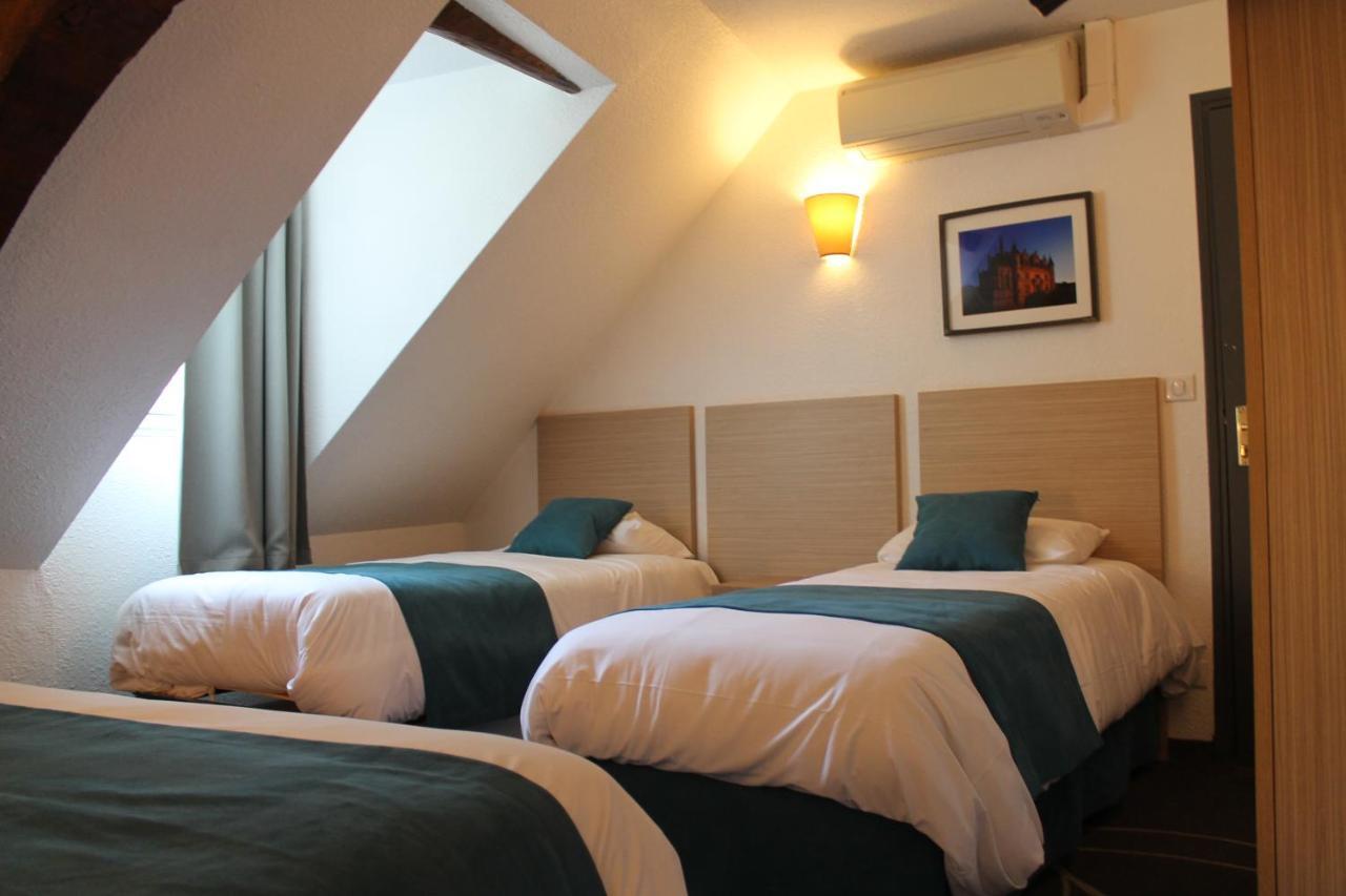 Hotel Le Blason 엉부와스 외부 사진