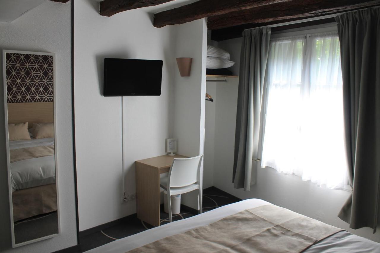 Hotel Le Blason 엉부와스 외부 사진